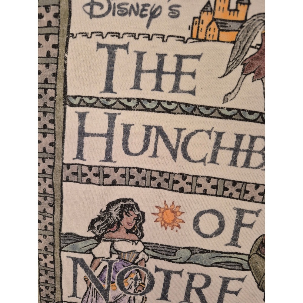 Vintage Disney Store Hunchback of Notre Dame Graphic T-Shirt Mens XXL Cream 90s - Picture 6 of 16